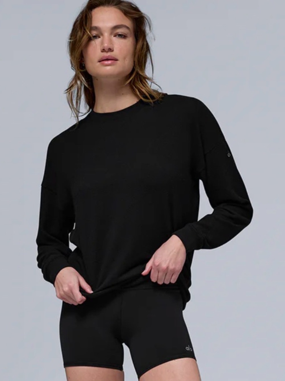 ALO Yoga SoHo pullover & sweatpants set in black, sizes small and medium (pant)